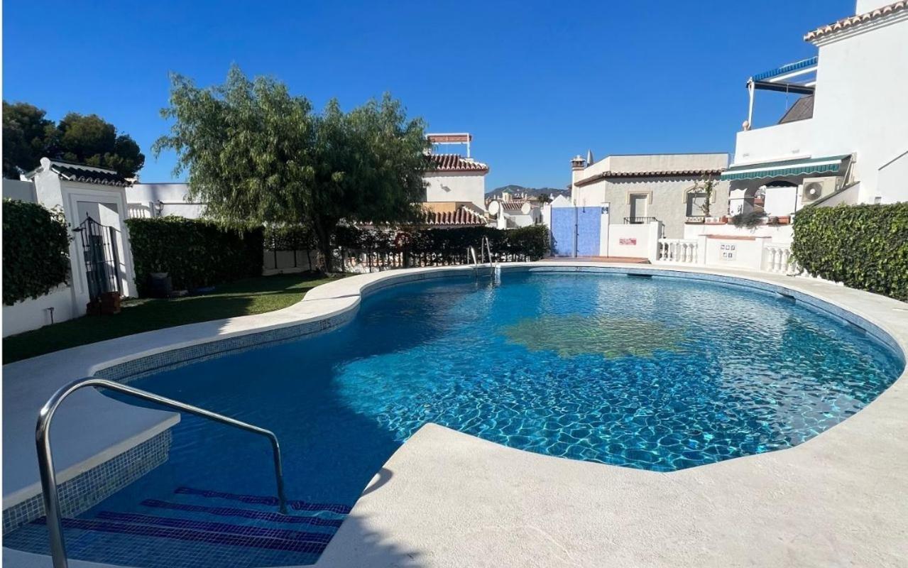 Beautiful Views, Pool & Just 10min To The Ferienhaus Nerja